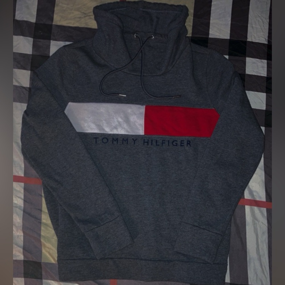 Tommy Hilfiger Cowl Neck Sport Drawstring Turtle-Neck Sweatshirt Sweater. M